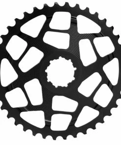 Absolute Black Pignon 40 Dents Compatible Shimano 2018